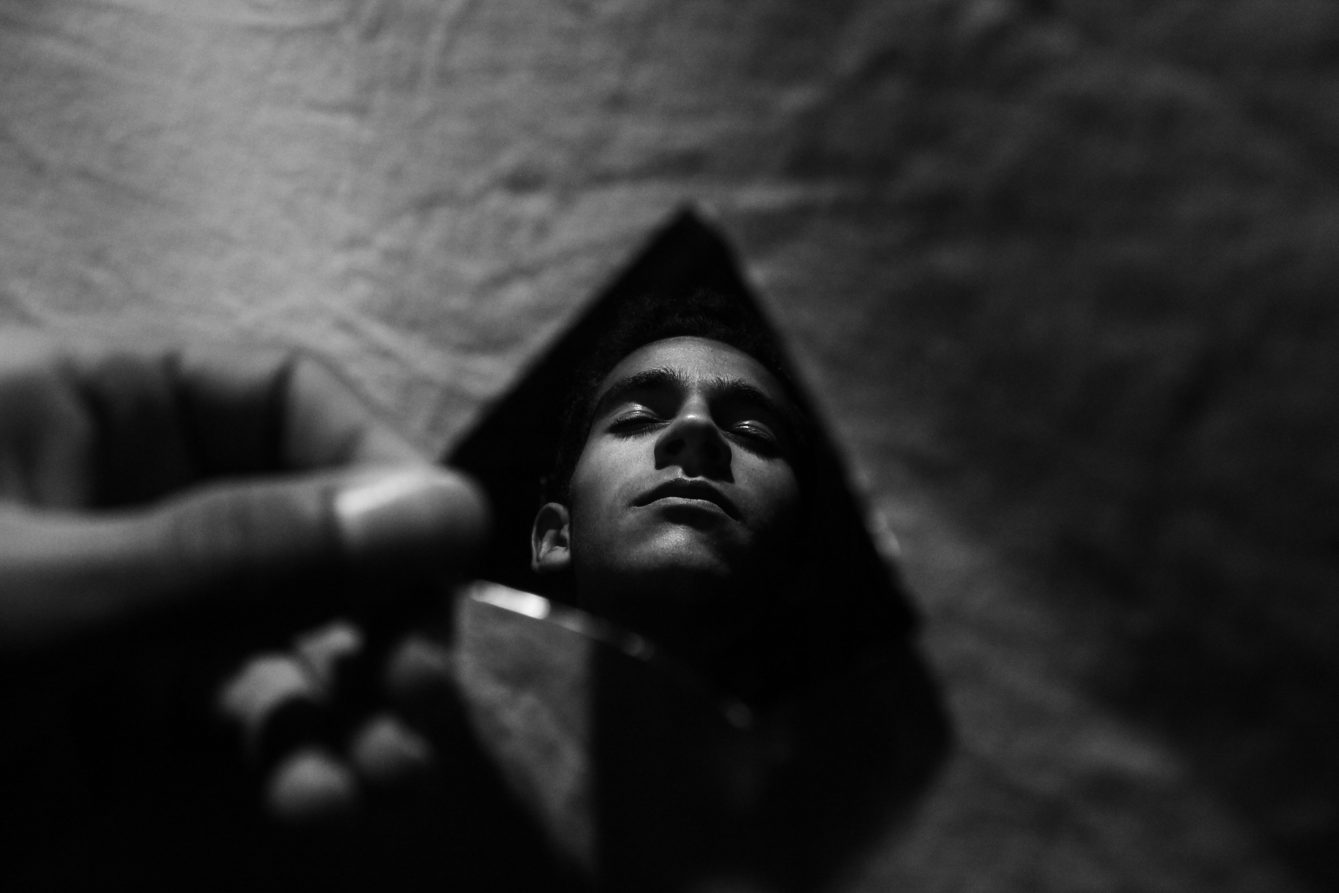 negative enrgy because of the mirror pixaby